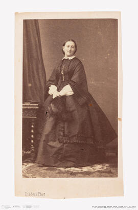 Álbum com retratos de membros das famílias reais europeias