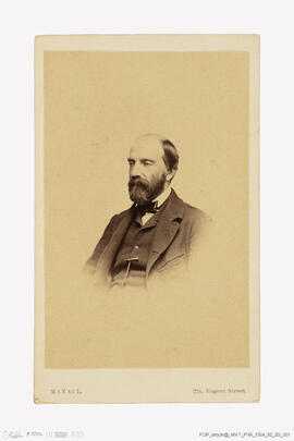 Álbum com fotografias famílias reais europeias