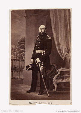 Álbum com retratos de membros das famílias reais europeias