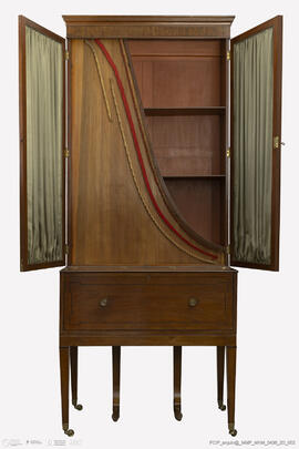 Piano de Cauda Vertical