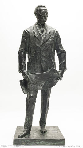 Estátua de Fausto de Figueiredo - Estudo