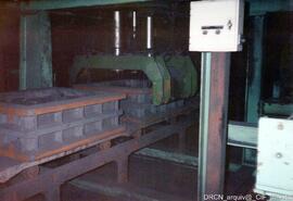 Interior da fábrica – Linha de moldação