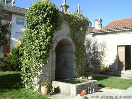 Vista parcial de fachada lateral