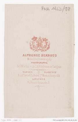 Álbum fotográfico - Álbum de fotografias com retratos de familiares da rainha D. Maria Pia