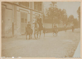 Álbum fotográfico - Passeios no Campo; saltos a cavalo; etc