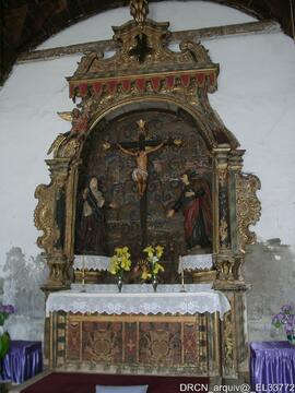 Escultura Nossa Senhora retábulo-mor