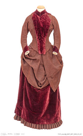 Vestido (duas peças)/Feminino