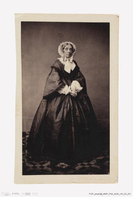 Álbum com retratos de membros das famílias reais europeias