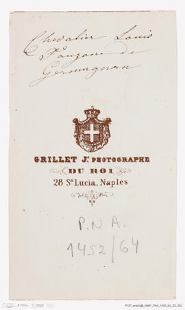 Álbum fotográfico - Álbum de fotografias com retratos de familiares da rainha D. Maria Pia