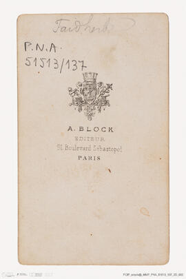 Álbum com retratos de membros das famílias reais