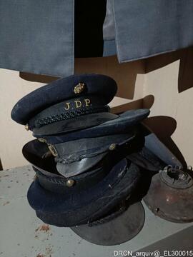 Uniformes dos vigilantes do museu