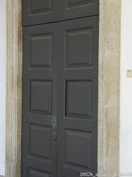 Conservação e restauro do pavimento do coro