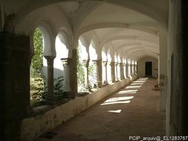 Claustro