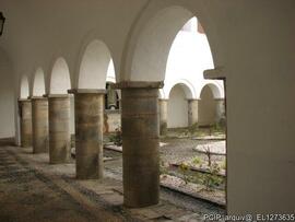 Claustro