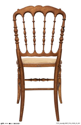 Cadeira em Madeira Dourada