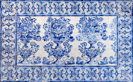 Azulejo padrão albarradas azul e branco