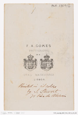 Álbum com fotografias do Baile de Máscaras de Carnaval de Fevereiro de 1865 no Paço Real da Ajuda