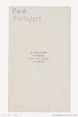 Álbum com retratos de membros das famílias reais