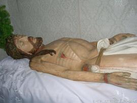 Escultura “Cristo jacente”