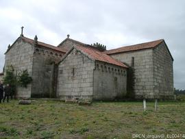 Capela de São Torcato, Monumento Nacional, pormenor do vão de uma parede do claustro