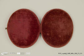 Título desconhecido (retrato de figura masculina)