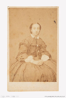 Álbum com retratos de membros das famílias reais europeias