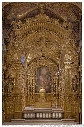 Tela de enrolar do altar da capela-mor da igreja do Convento de Santa Clara do Porto - Fotografia...
