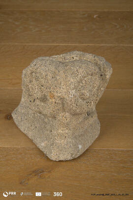 Capitel (fragmento)