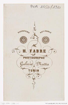 Álbum fotográfico - Álbum de fotografias com retratos de familiares da rainha D. Maria Pia