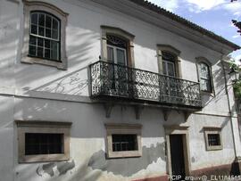 Fachada (vista parcial)