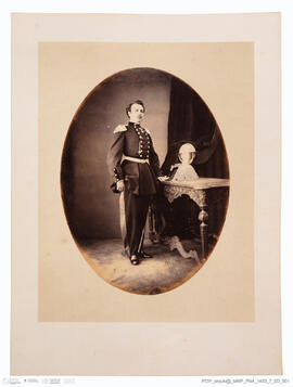 Álbum fotográfico - Álbum com fotografias de oficiais