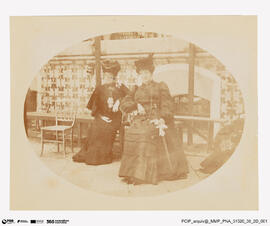 Álbum de fotografias das Viagens a Portugal da Rainha Alexandra e do Kayser Guilherme II