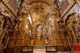 Nave, arco cruzeiro e capela-mor