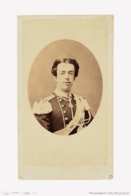 Álbum com fotografias famílias reais europeias