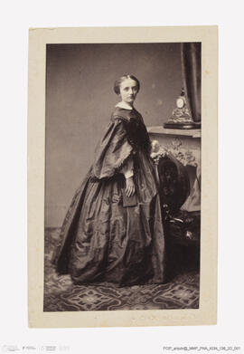 Álbum com retratos de membros das famílias reais europeias