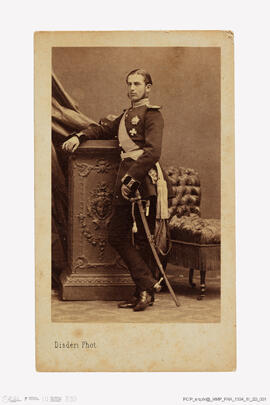 Álbum com fotografias famílias reais europeias