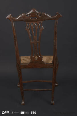 Cadeira estilo D. José