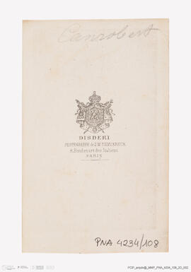 Álbum com retratos de membros das famílias reais europeias