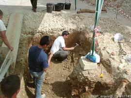 Sondagens  arqueológicas