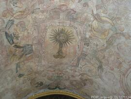 Detalhe de pintura no teto do altar mor