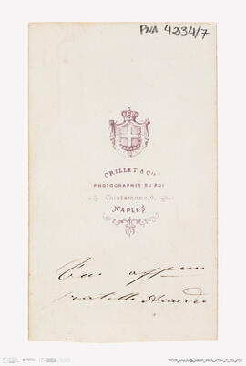 Álbum com retratos de membros das famílias reais europeias