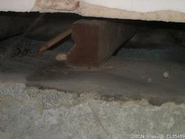 Parede entre cadeiral e capela lateral - Fotografia 005