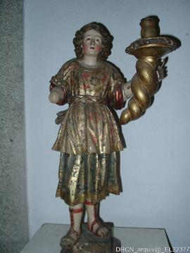 Escultura anjo tocheiro - coro baixo