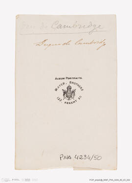 Álbum com retratos de membros das famílias reais europeias