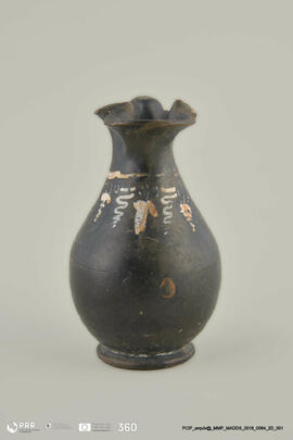 Jarro trilobado (Doação Bühler-Brockhaus)