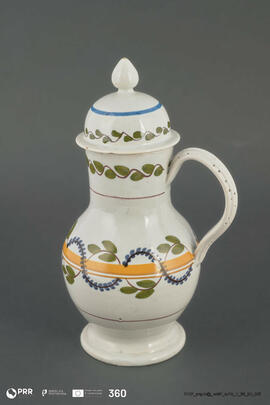 Caneca com tampa