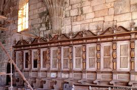 Cadeiral do coro alto antes da intervenção de conservação e restauro