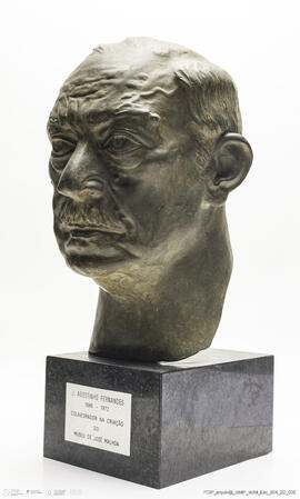 Busto de Agostinho Fernandes
