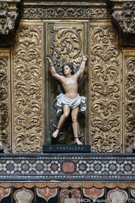Escultura “São Pantaleão”