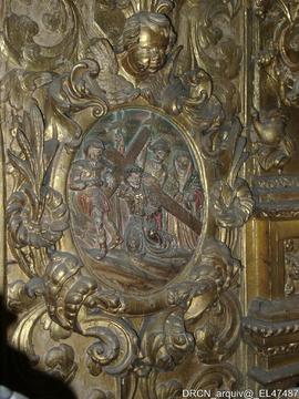 Retábulo Senhor Passos- Medalhão Passos - corredor lateral coro-Evangelho